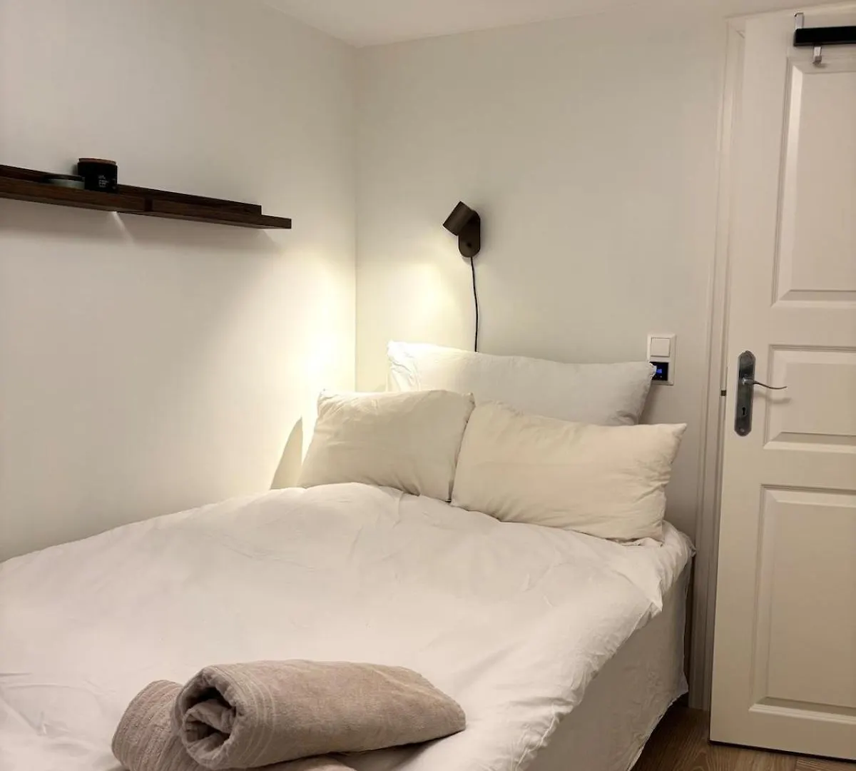 Apartment Behind Bryggen In Bergen