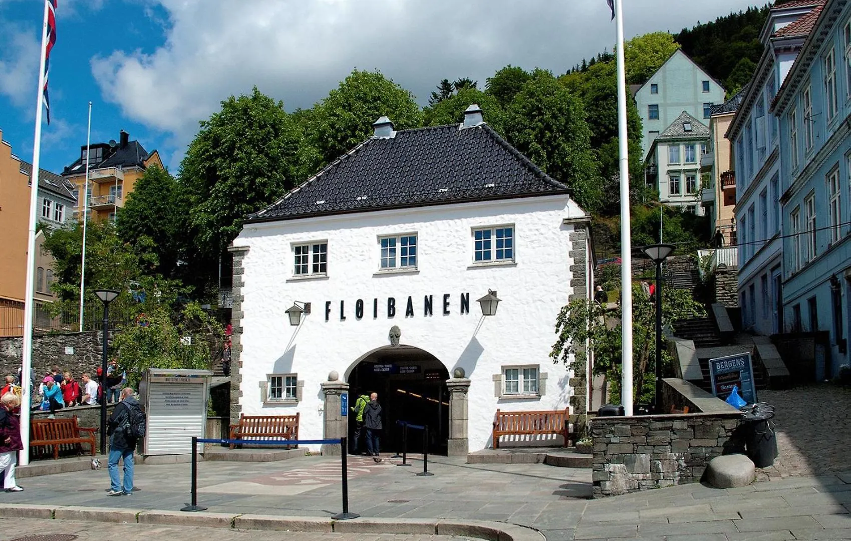 Apartment Behind Bryggen In Bergen
